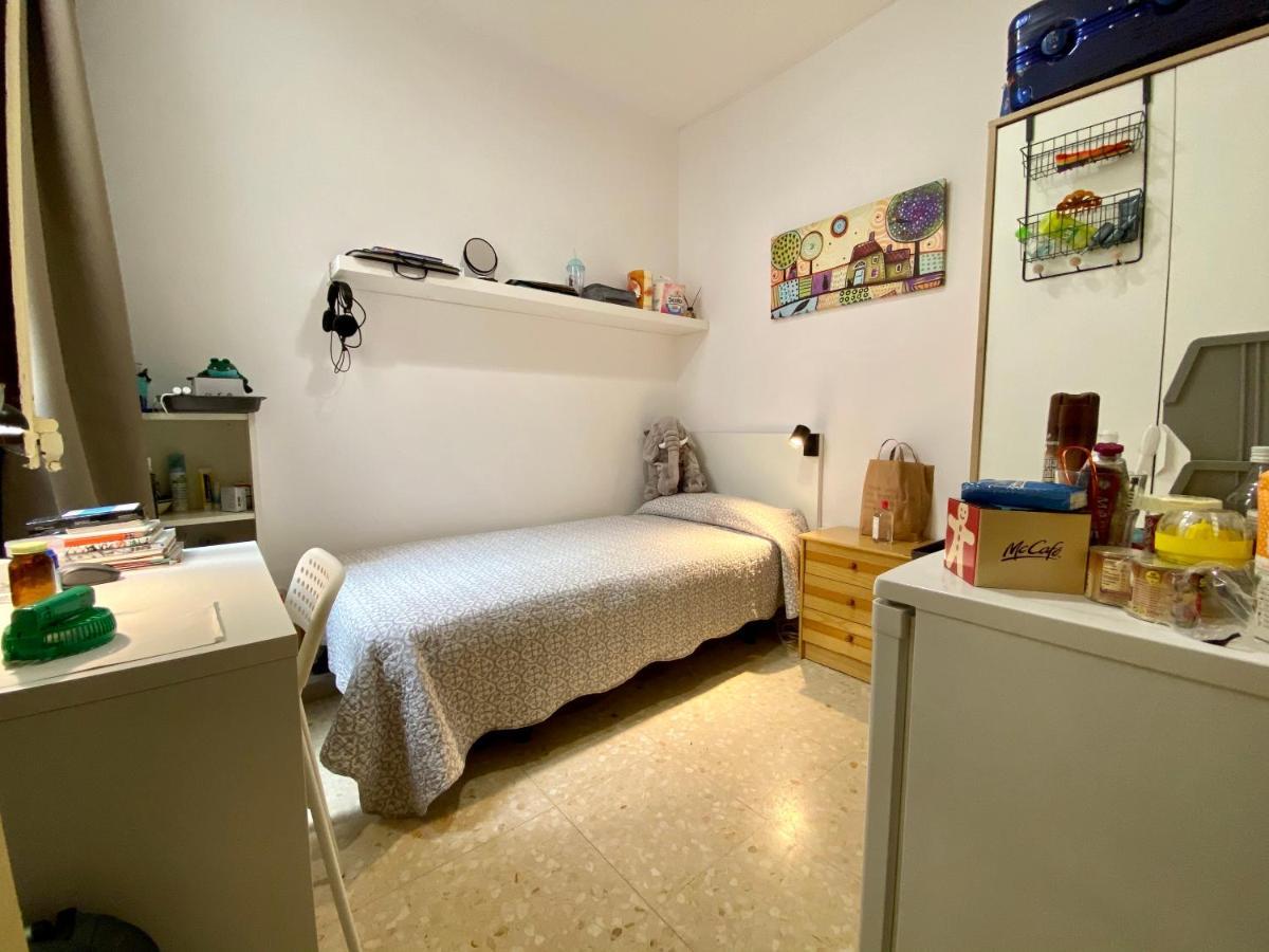 Barcelona Housing Recommend For Students Apartamento Exterior foto