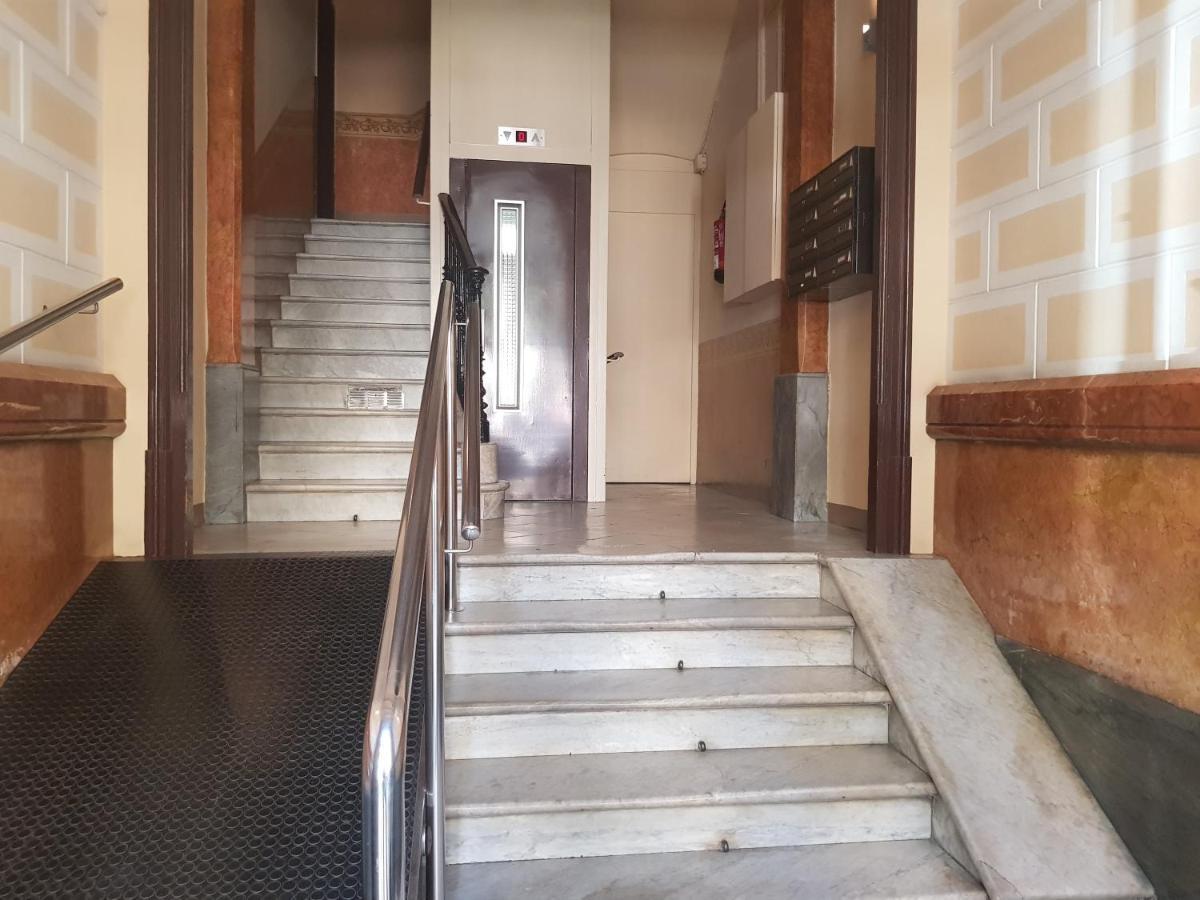 Barcelona Housing Recommend For Students Apartamento Exterior foto