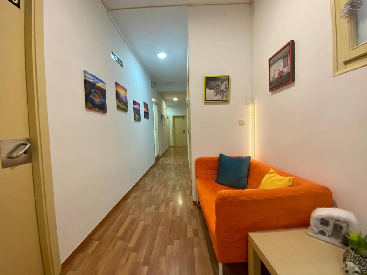 Barcelona Housing Recommend For Students Apartamento Exterior foto